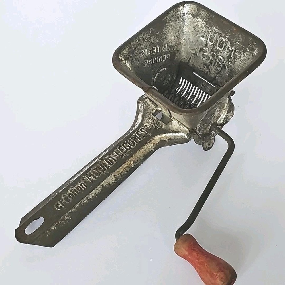 Vtg Metal Herb Mill Grinder‎ by Creation Moulin Legumes French Kitchen Tool 1905